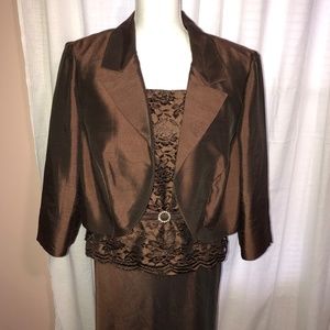Jessica Howard Plus 2 Piece Gown Size 16W